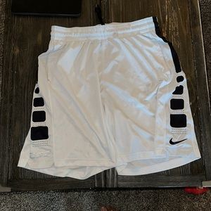 Nike Elite basketball Shorts